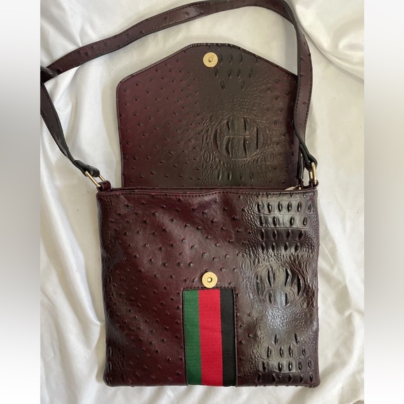 Queen Bee crossbody handbag - Picture 4 of 6